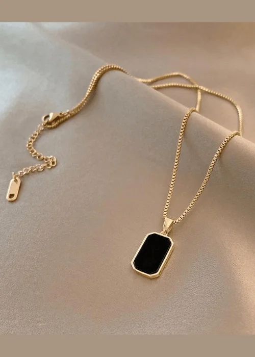 Onyx Pendant