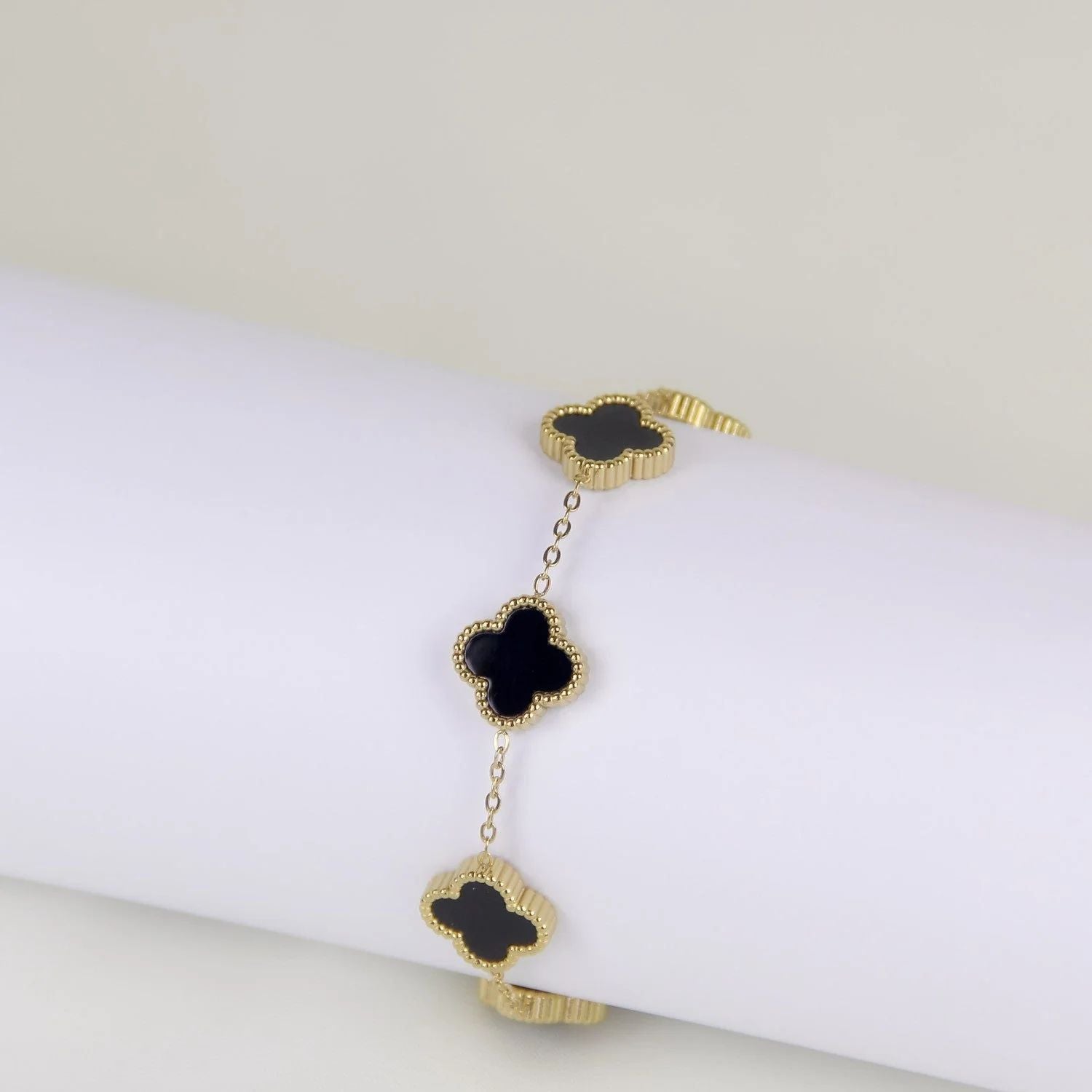 Clover Charm Bracelet (Black)