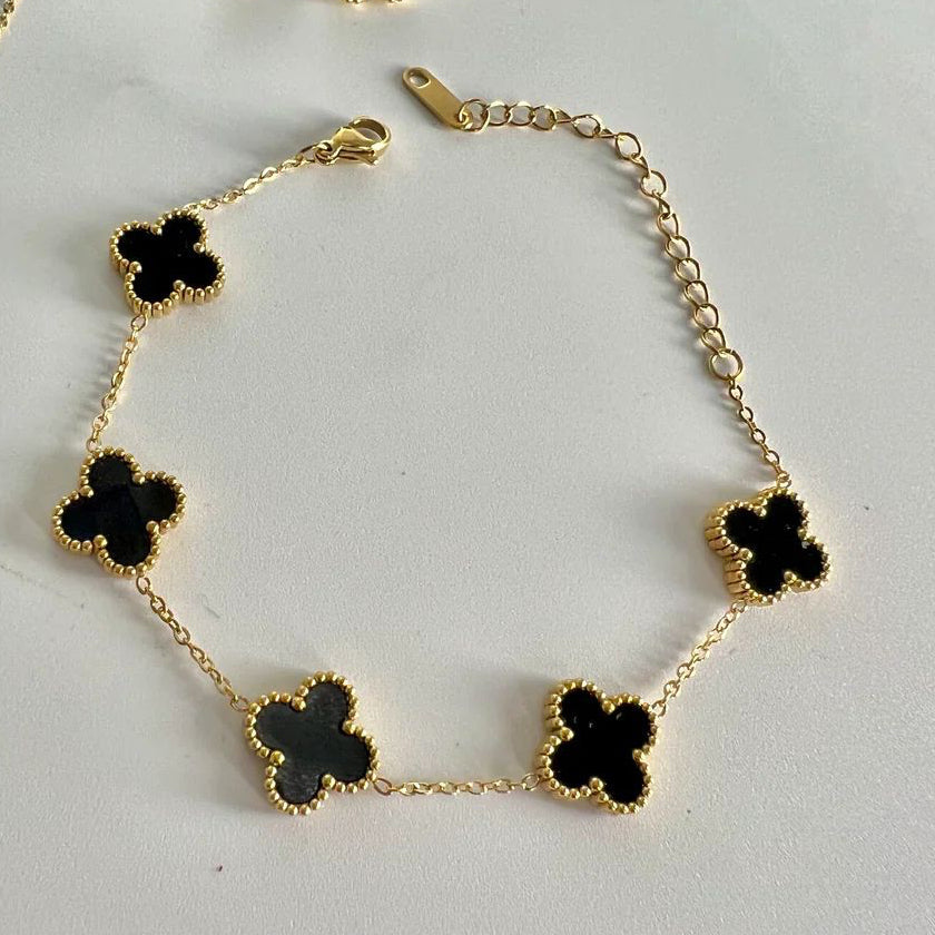 Clover Charm Bracelet (Black)